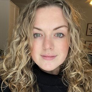 Meet your Posher, Abigail